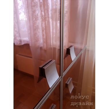 шкаф распашной с бронзовым стеклом